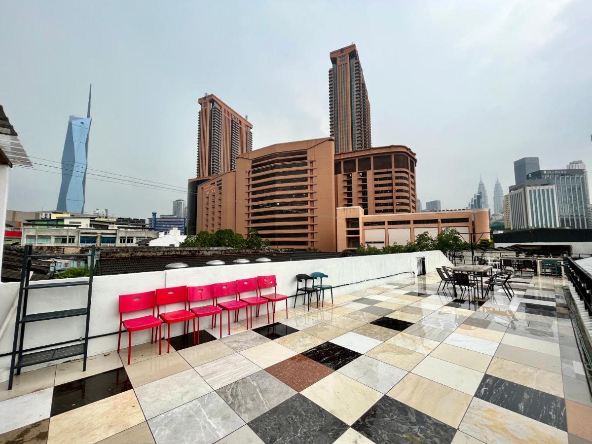 Bestow Capsule Hostel Kuala Lumpur Exterior photo