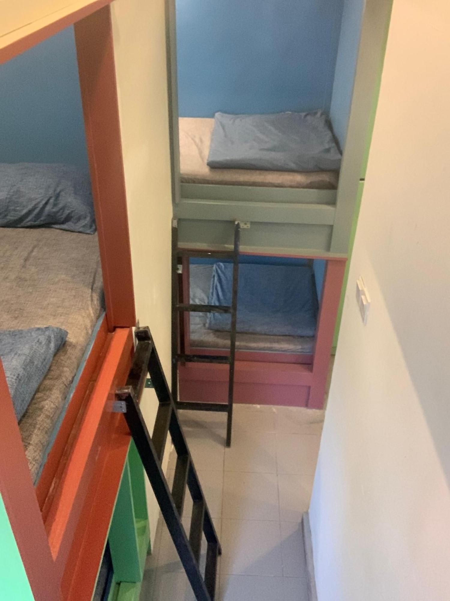 Bestow Capsule Hostel Kuala Lumpur Exterior photo